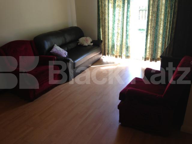 			4 Bedroom, 1 bath, 1 reception Flat			 Portland Road, Seven Sisters